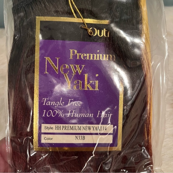 Outre Premium New Yaki 100% Human Tangle Free Hair Extension - Picture 7 of 12
